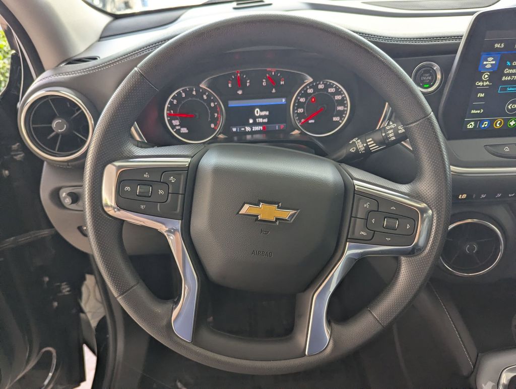 Thumbnail: 2025 Chevrolet Blazer - 14