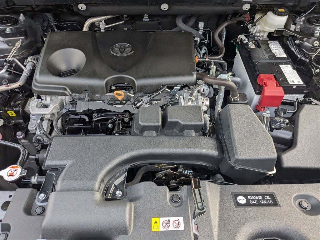 Thumbnail: 2025 Toyota RAV4 - 32