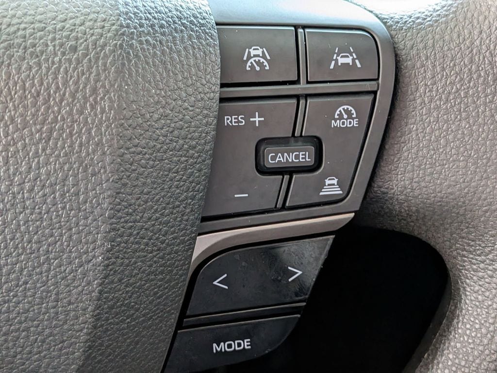 Thumbnail: 2025 Toyota Camry - 26