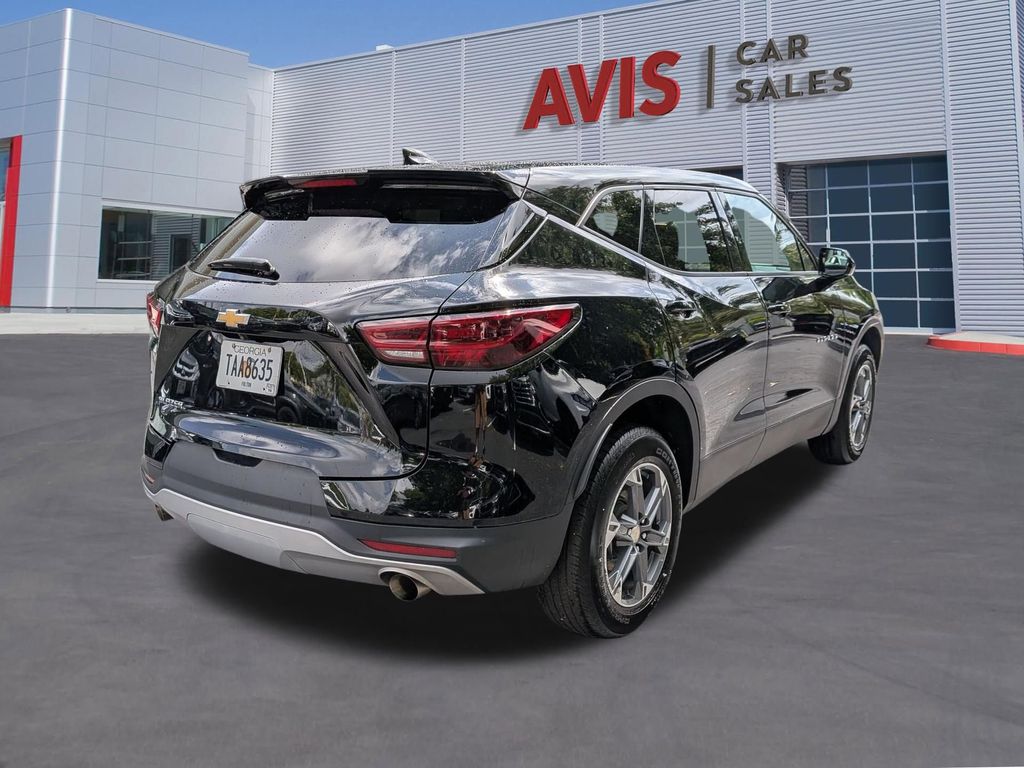 Thumbnail: 2025 Chevrolet Blazer - 6