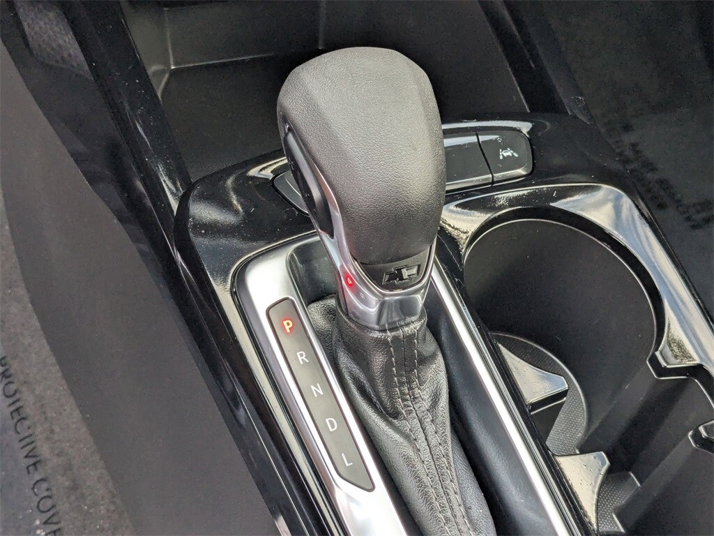 Thumbnail: 2025 Chevrolet Trax - 17