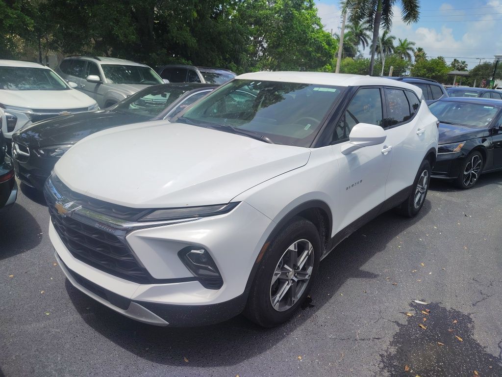 2025 Chevrolet Blazer 2.0T 2LT FWD's photo