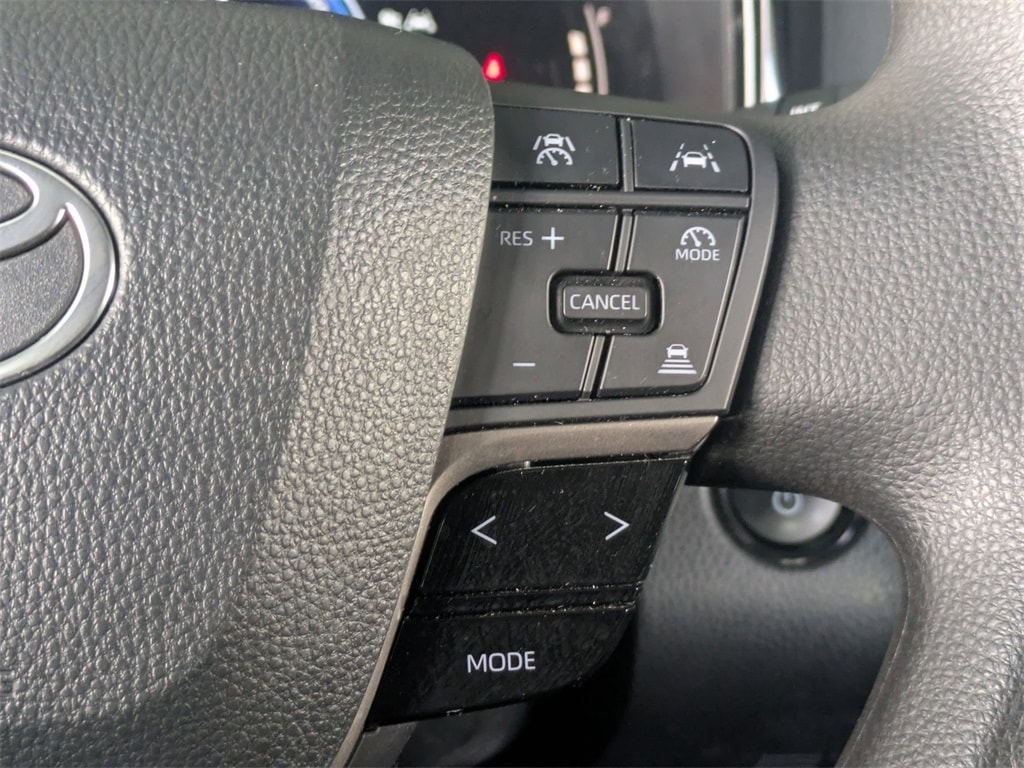 Thumbnail: 2025 Toyota Camry - 16