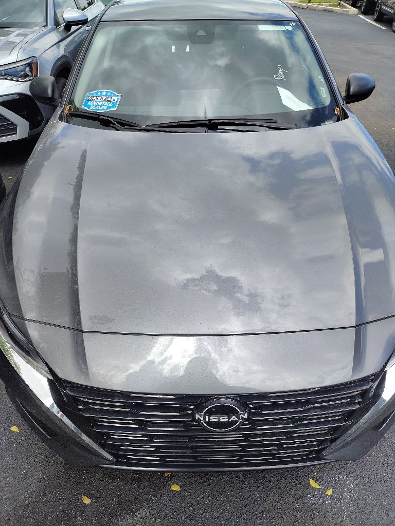 Thumbnail: 2025 Nissan Altima - 9