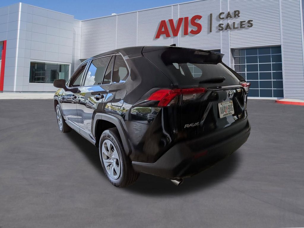 Thumbnail: 2025 Toyota RAV4 - 10