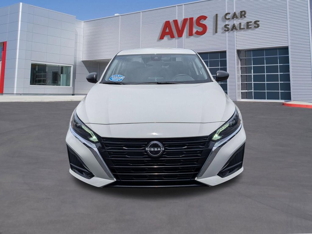 Thumbnail: 2025 Nissan Altima - 2