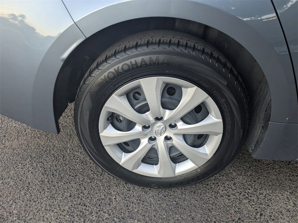 Thumbnail: 2025 Toyota Corolla - 32