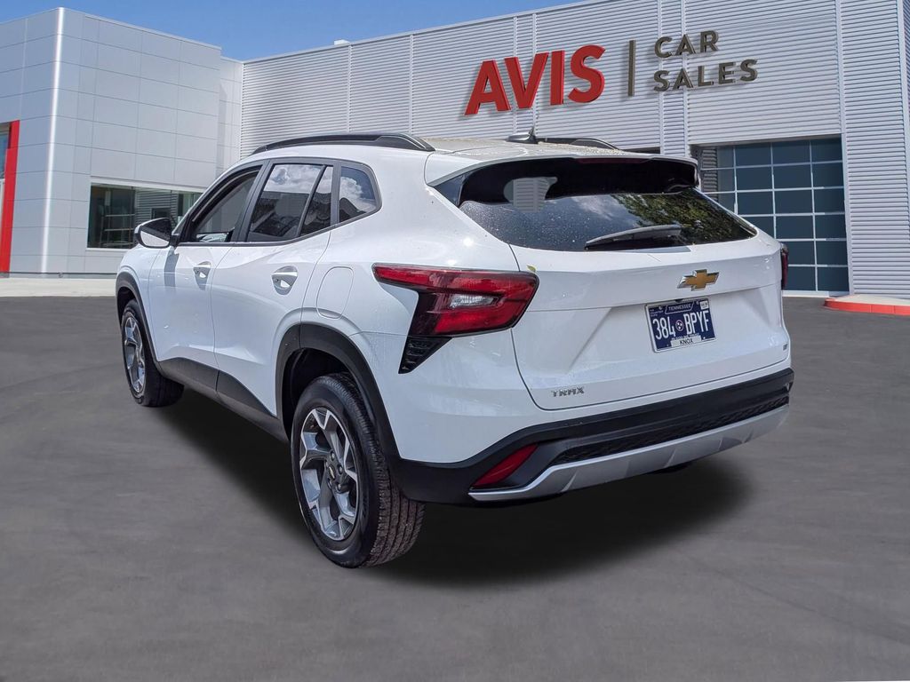 Thumbnail: 2025 Chevrolet Trax - 10
