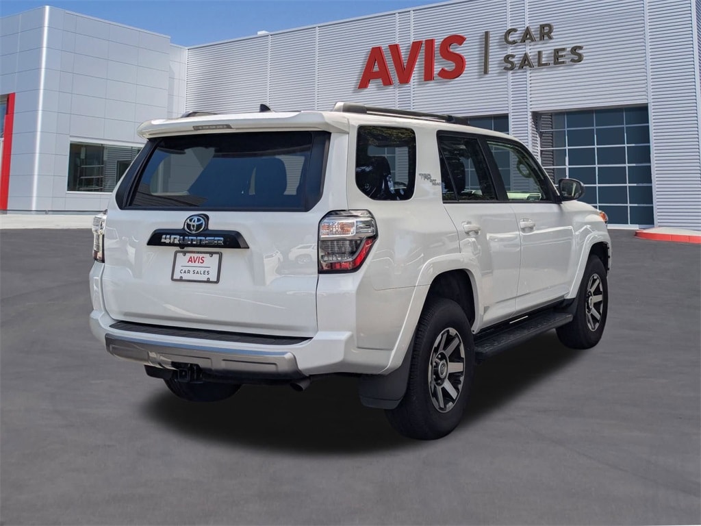 Thumbnail: 2024 Toyota 4Runner - 6
