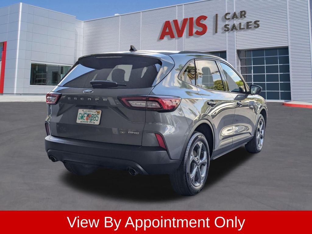 Thumbnail: 2025 Ford Escape - 6