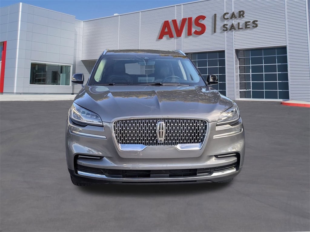 Thumbnail: 2023 Lincoln Aviator - 2