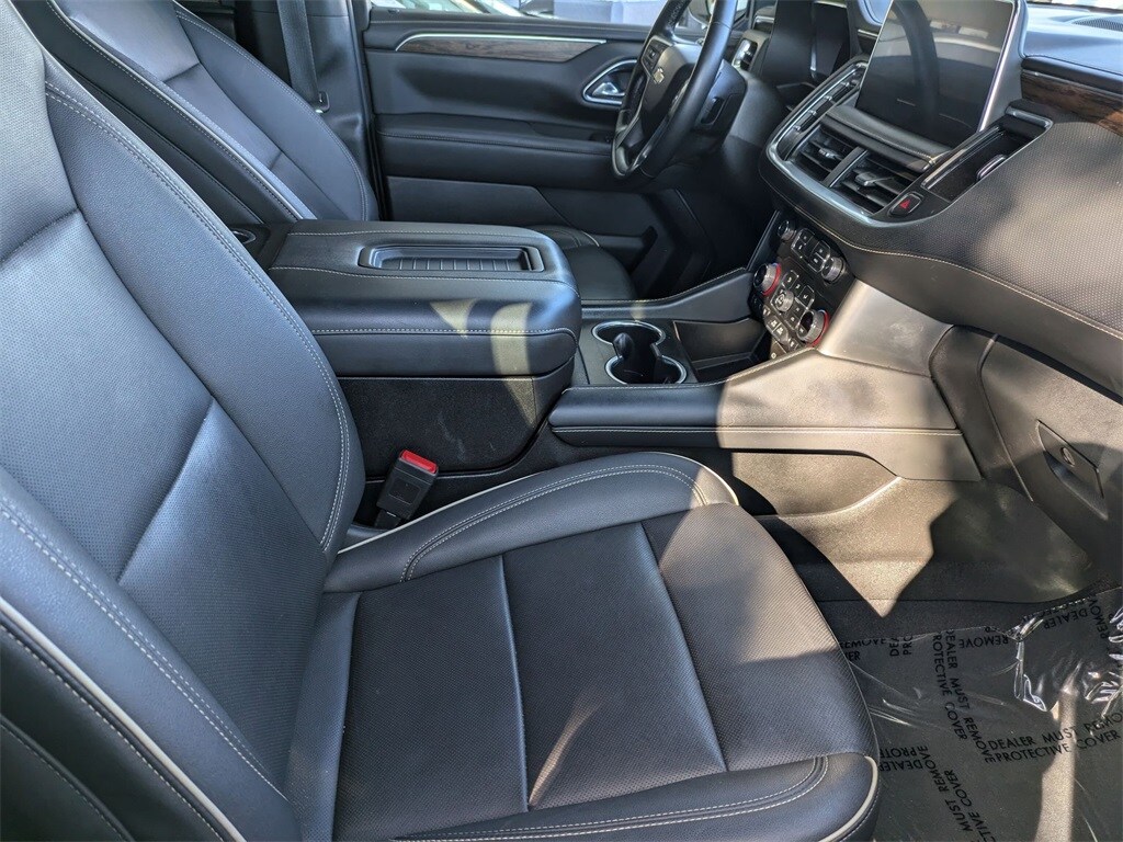 Thumbnail: 2023 Chevrolet Suburban - 31