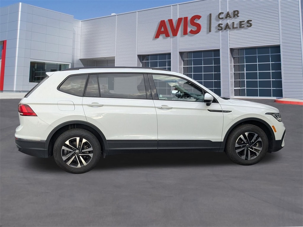 2024 Volkswagen Tiguan S photo 2