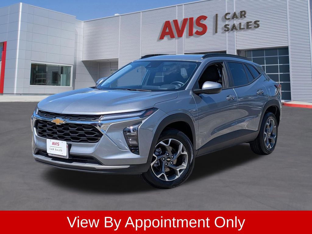 2025 Chevrolet Trax LT's photo
