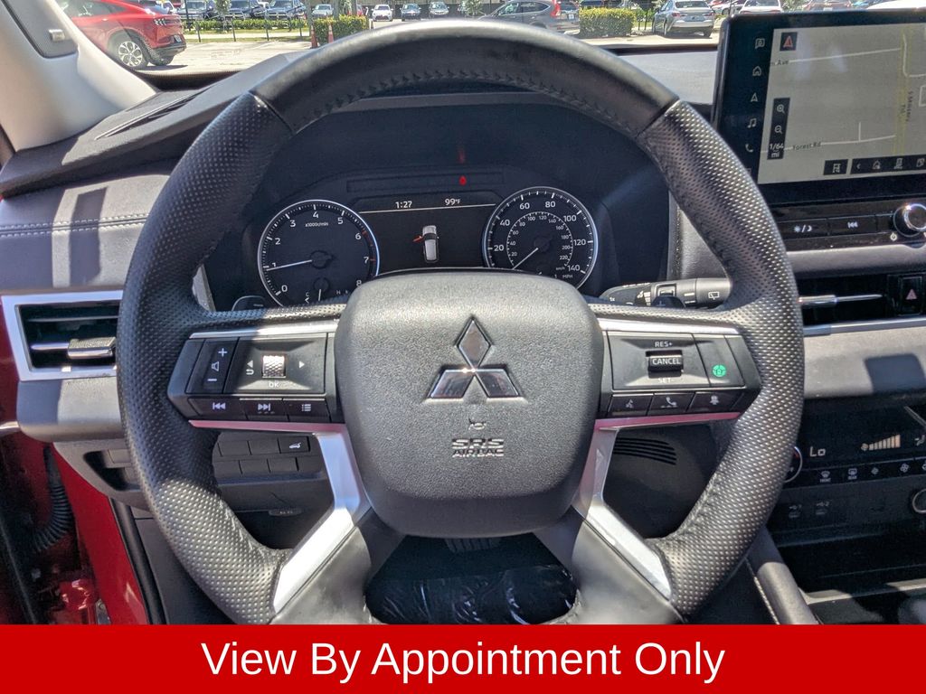 Thumbnail: 2025 Mitsubishi Outlander - 23