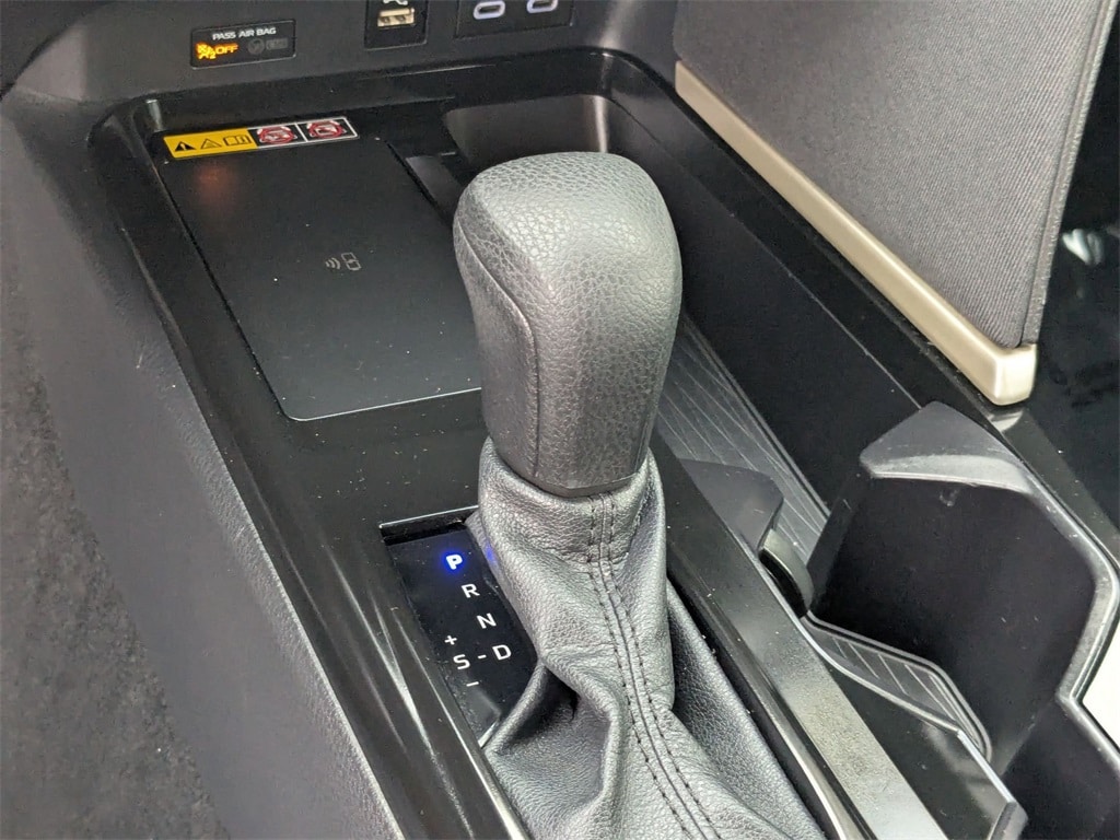 Thumbnail: 2025 Toyota Camry - 17