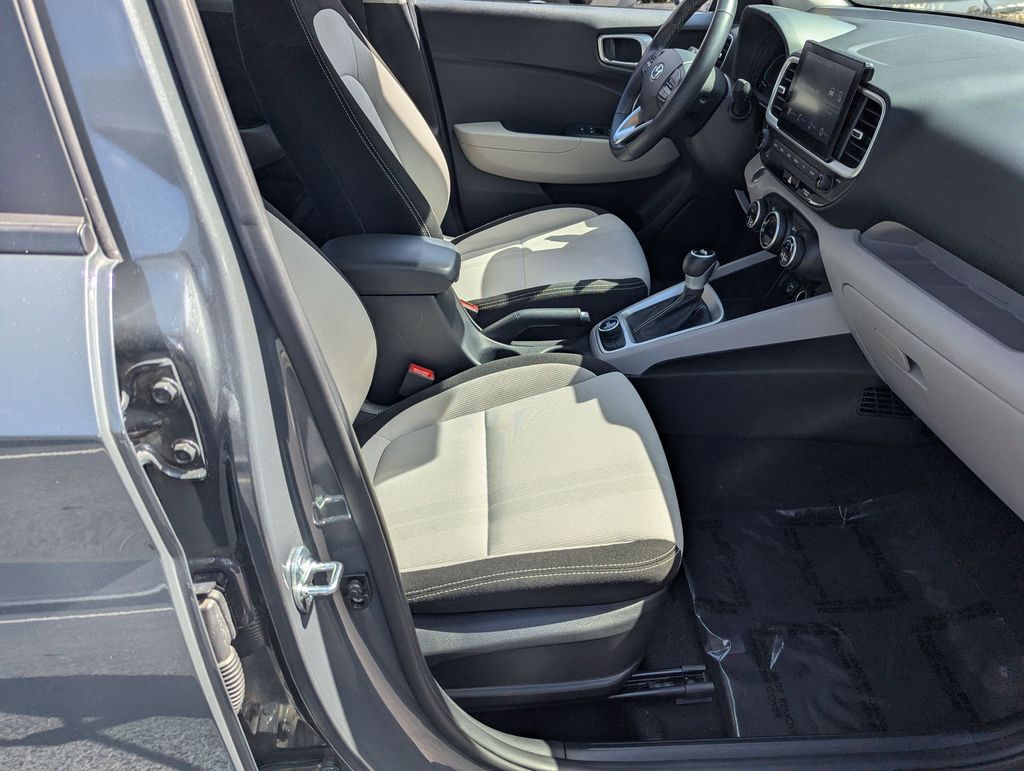 Thumbnail: 2025 Hyundai Venue - 28