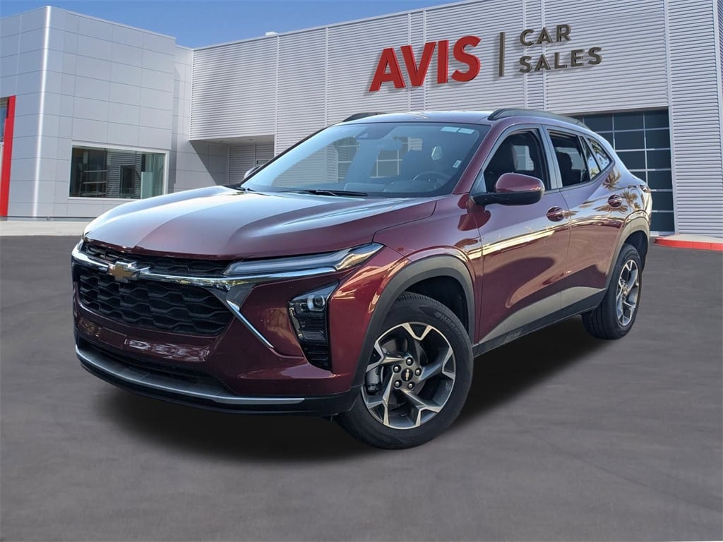 Thumbnail: 2025 Chevrolet Trax - 1