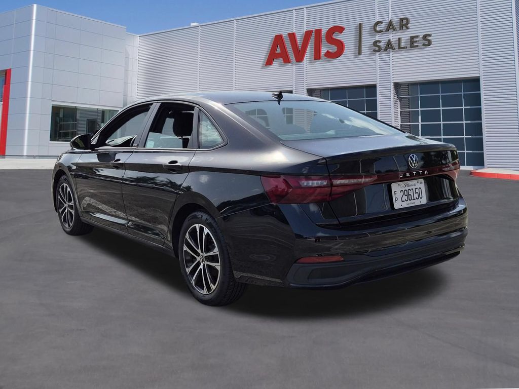 Thumbnail: 2025 Volkswagen Jetta - 9
