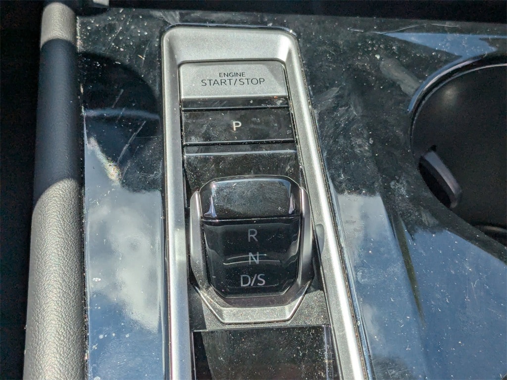 Thumbnail: 2024 Volkswagen Atlas - 17