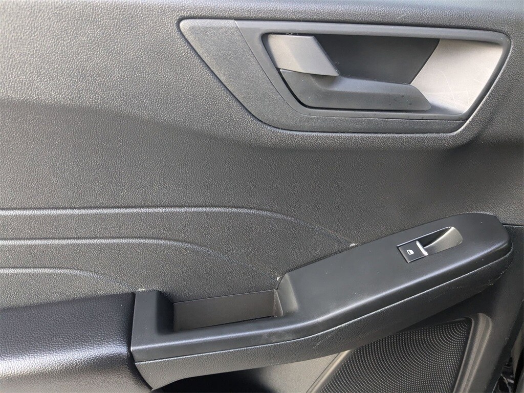 Thumbnail: 2025 Ford Escape - 23