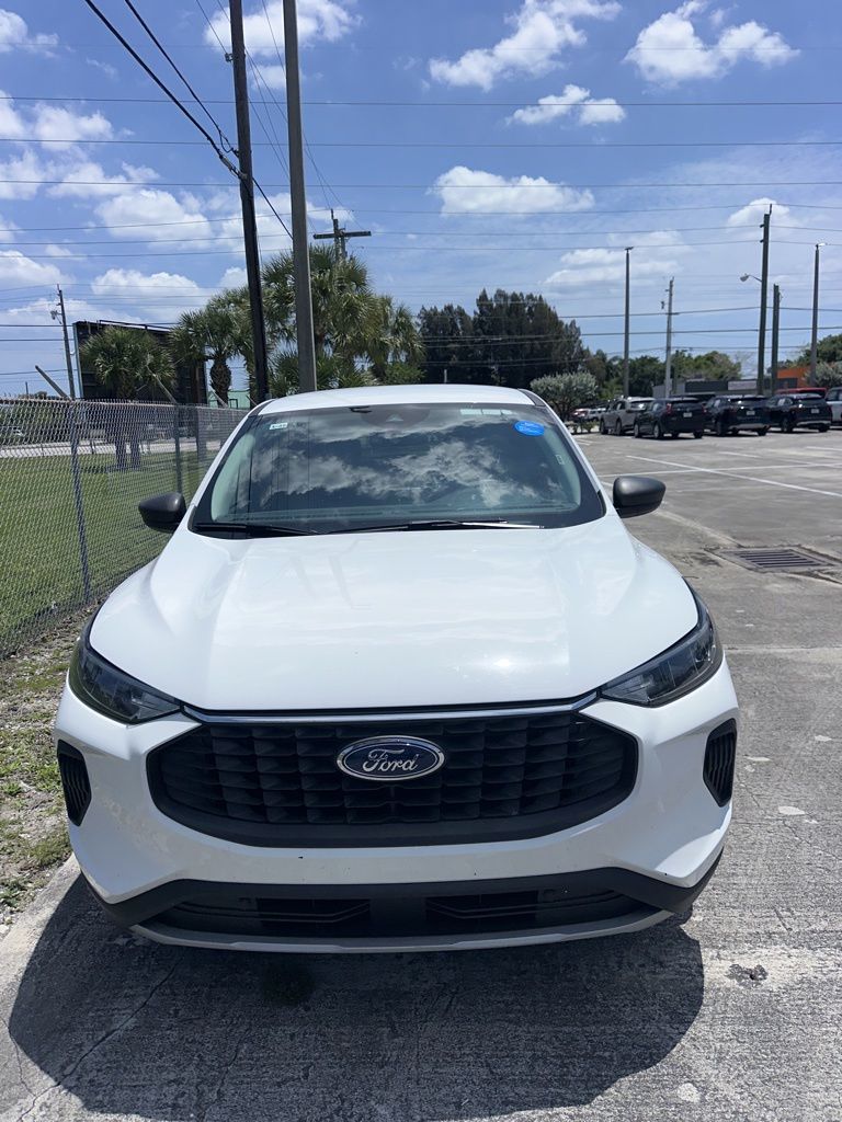 Thumbnail: 2025 Ford Escape - 2