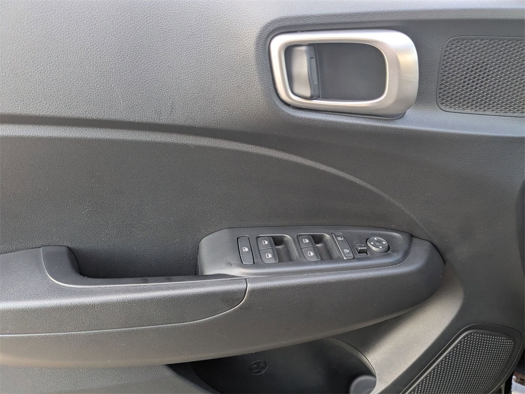 Thumbnail: 2025 Hyundai Venue - 14