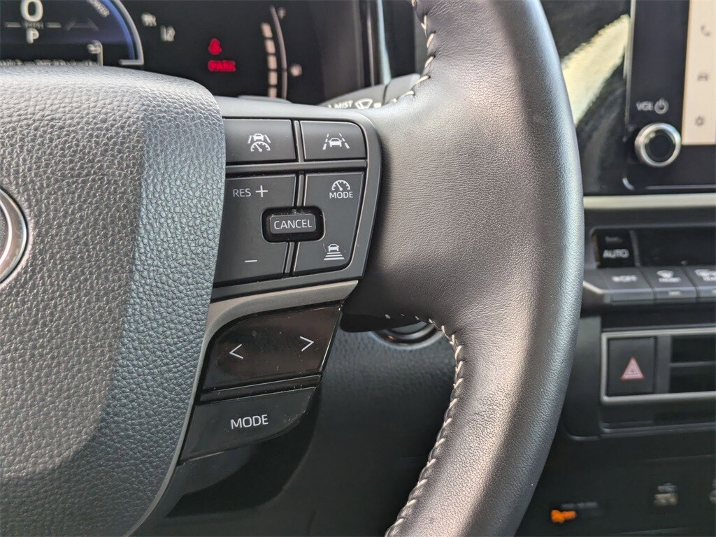 Thumbnail: 2025 Toyota Camry - 21