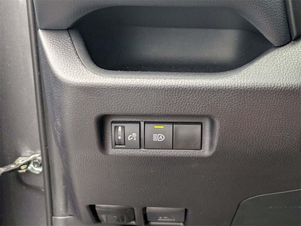 Thumbnail: 2024 Toyota RAV4 - 19