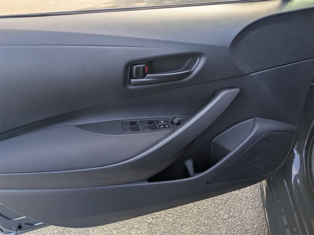 Thumbnail: 2025 Toyota Corolla - 21