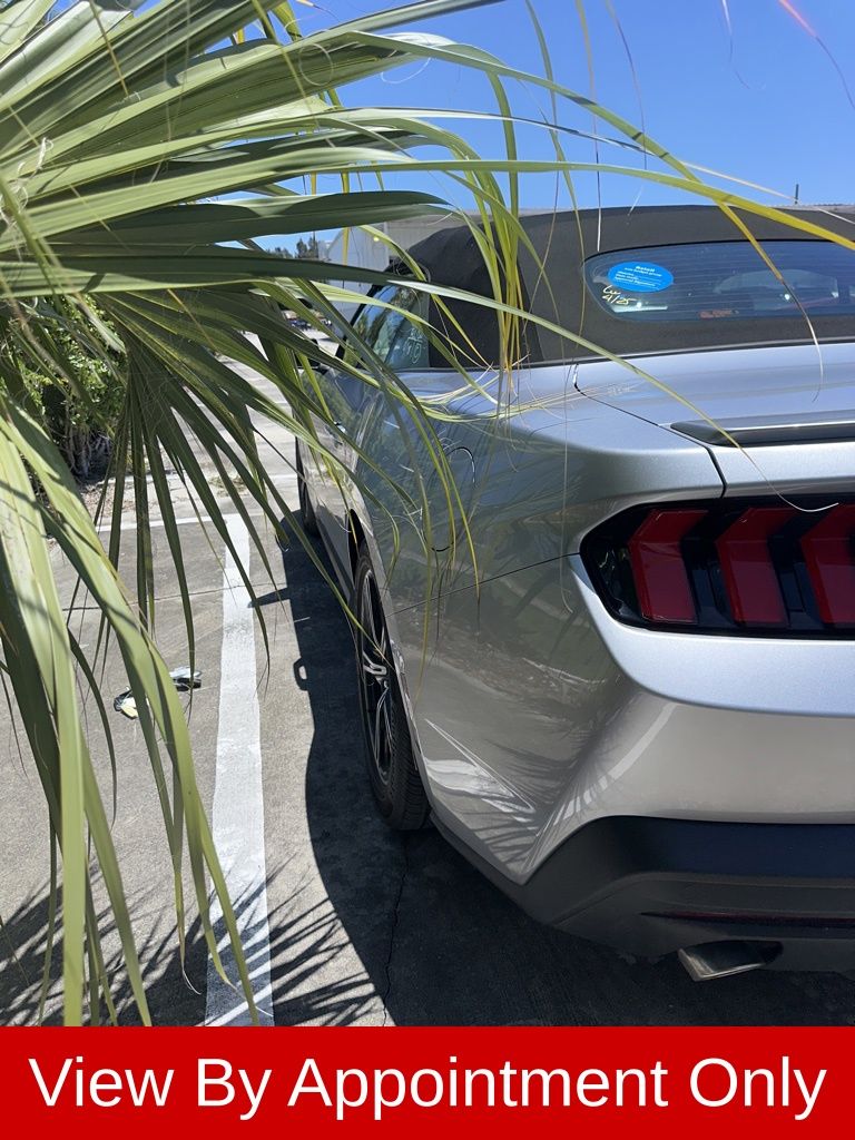 Thumbnail: 2025 Ford Mustang - 8