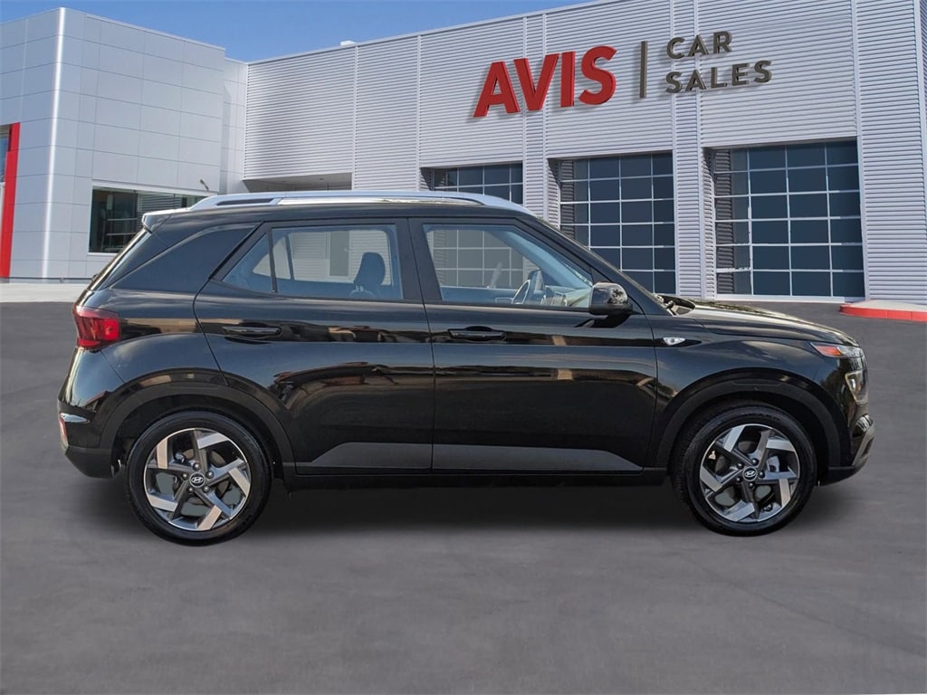 Thumbnail: 2025 Hyundai Venue - 5