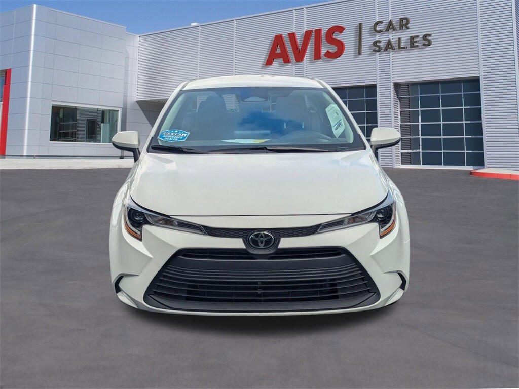 2024 Toyota Corolla LE photo 2