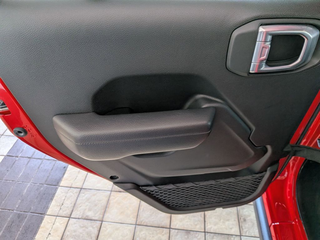 Thumbnail: 2025 Jeep Wrangler - 23