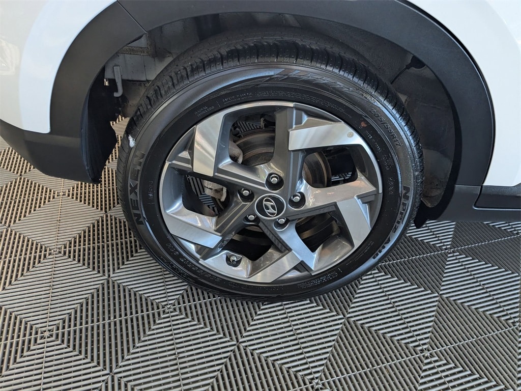 Thumbnail: 2025 Hyundai Venue - 33