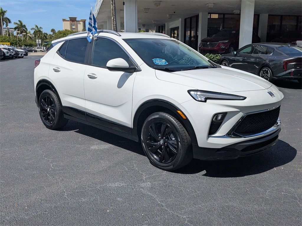 Thumbnail: 2024 Buick Encore GX - 3