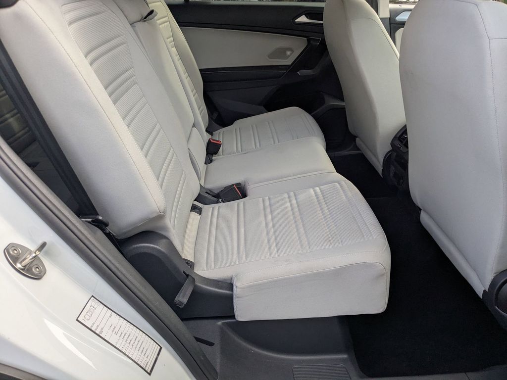 Thumbnail: 2024 Volkswagen Tiguan - 29