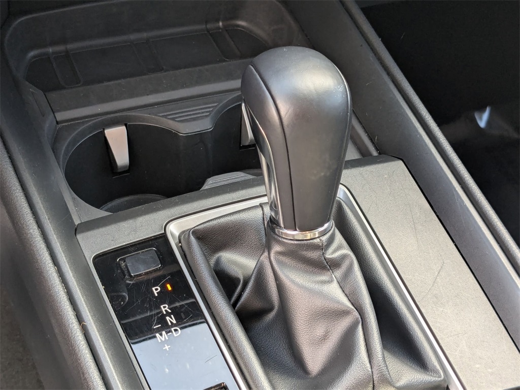 Thumbnail: 2025 Mazda CX-50 - 17