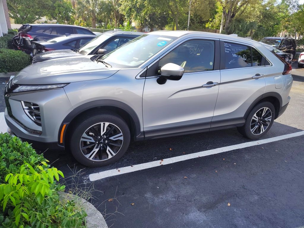 2025 Mitsubishi Eclipse Cross SE S-AWC's photo