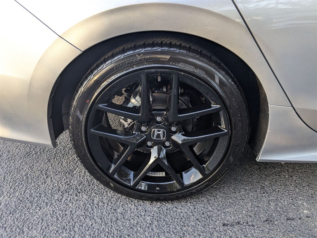 Thumbnail: 2025 Honda Civic - 32