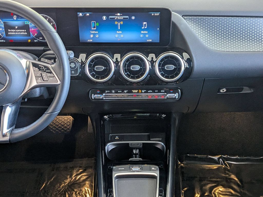 2025 Mercedes-Benz GLA GLA250 - Photo 19