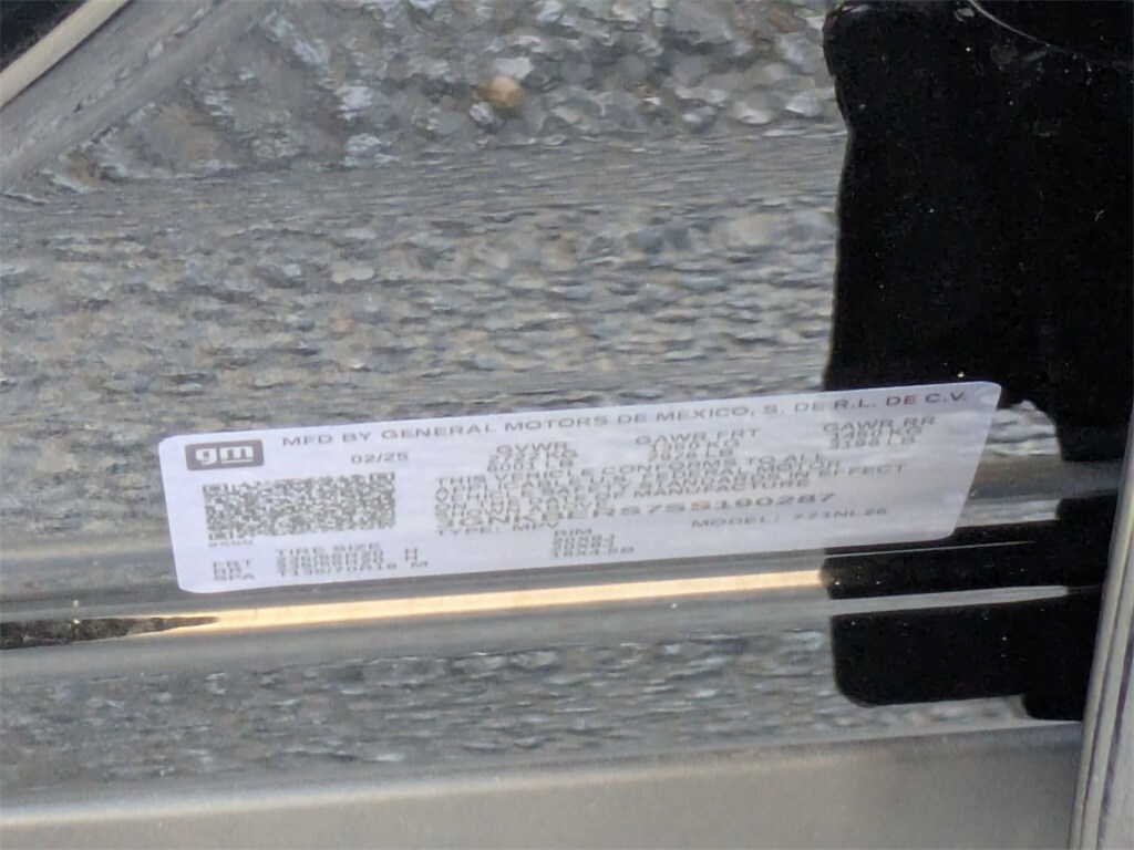 Thumbnail: 2025 Chevrolet Blazer - 36