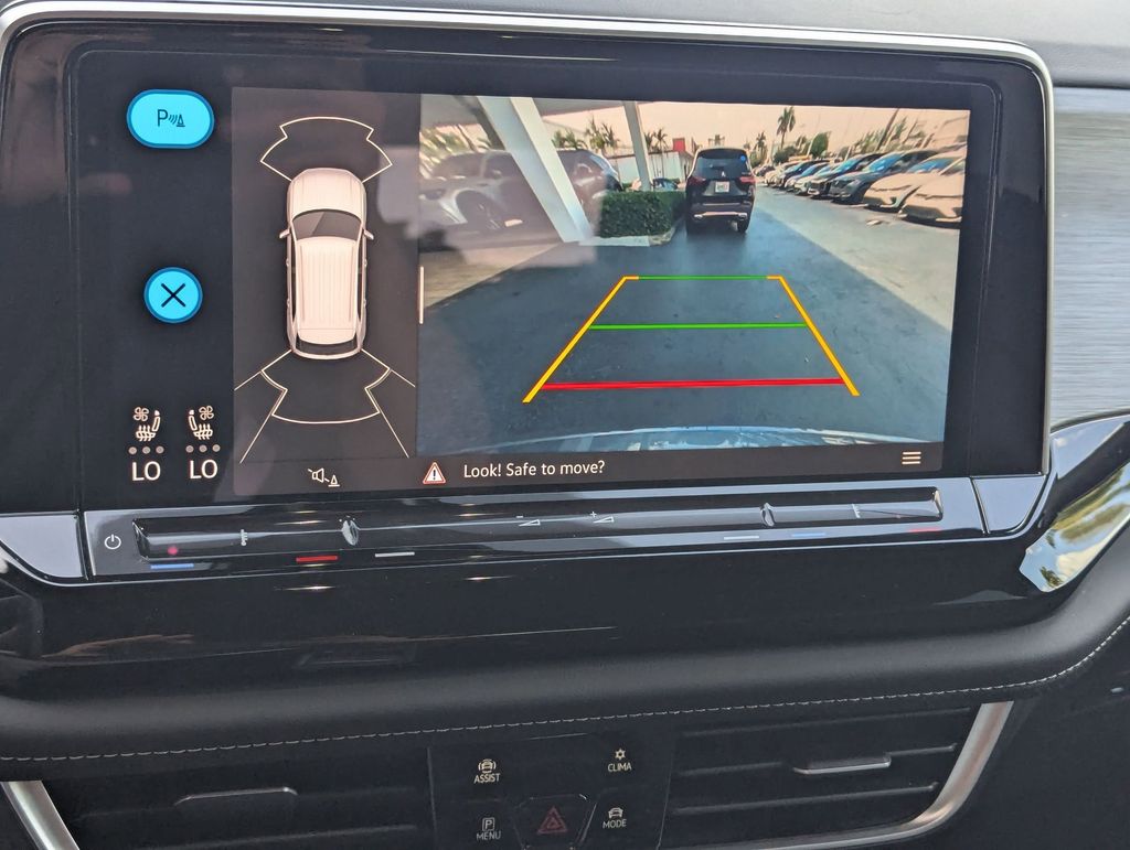 Thumbnail: 2025 Volkswagen Atlas - 18