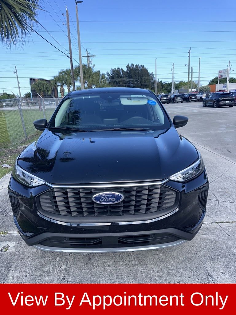 Thumbnail: 2025 Ford Escape - 5
