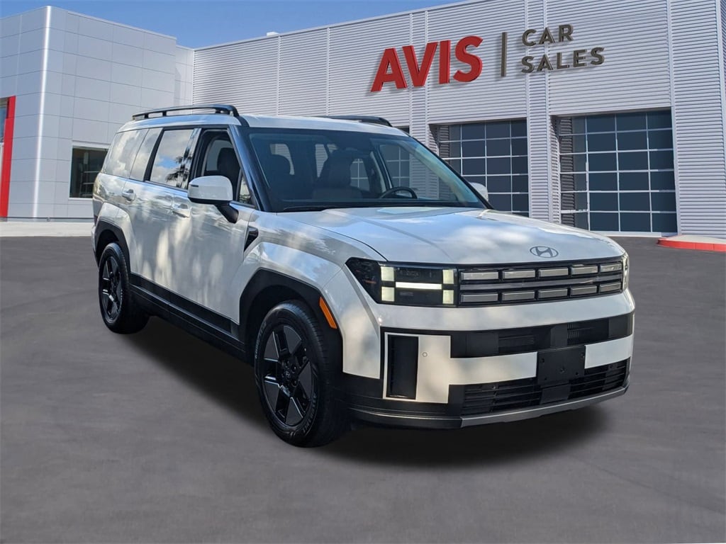 2025 Hyundai Santa Fe SEL photo 3