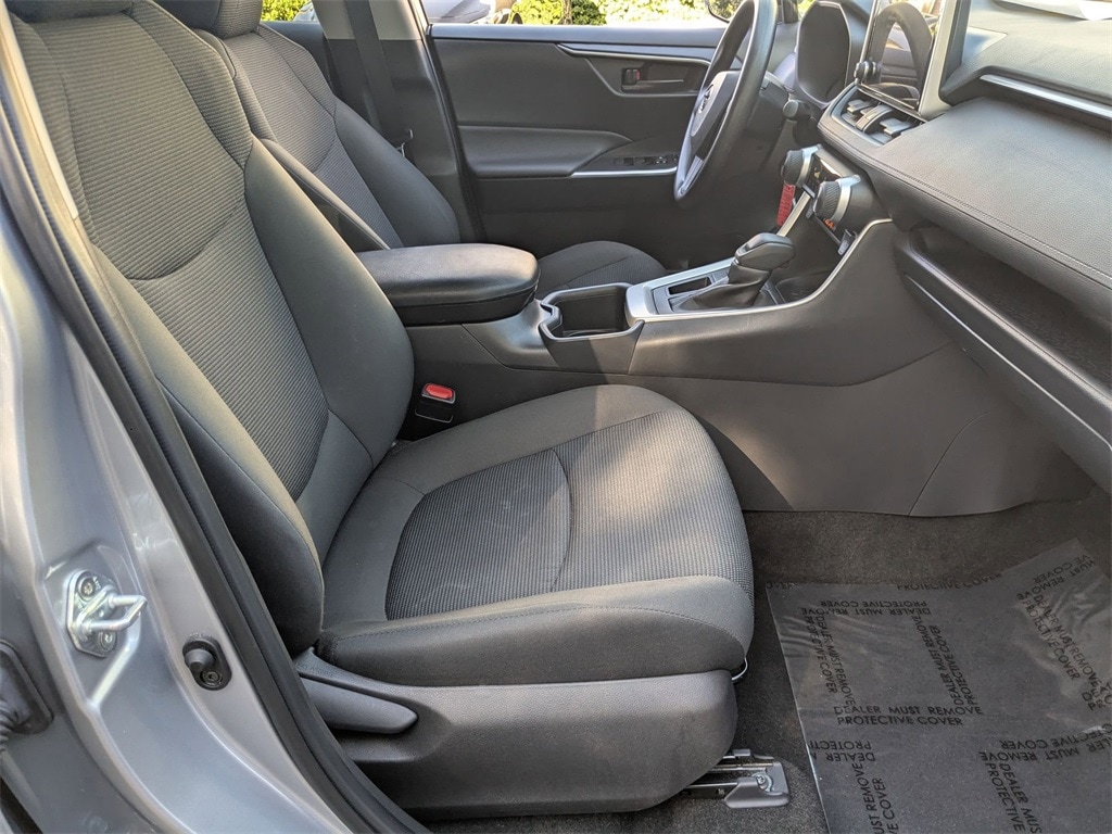 Thumbnail: 2025 Toyota RAV4 - 30