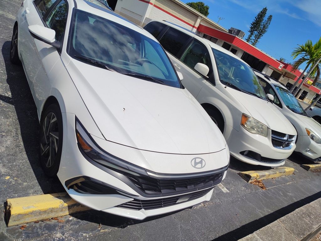 Thumbnail: 2025 Hyundai Elantra - 7