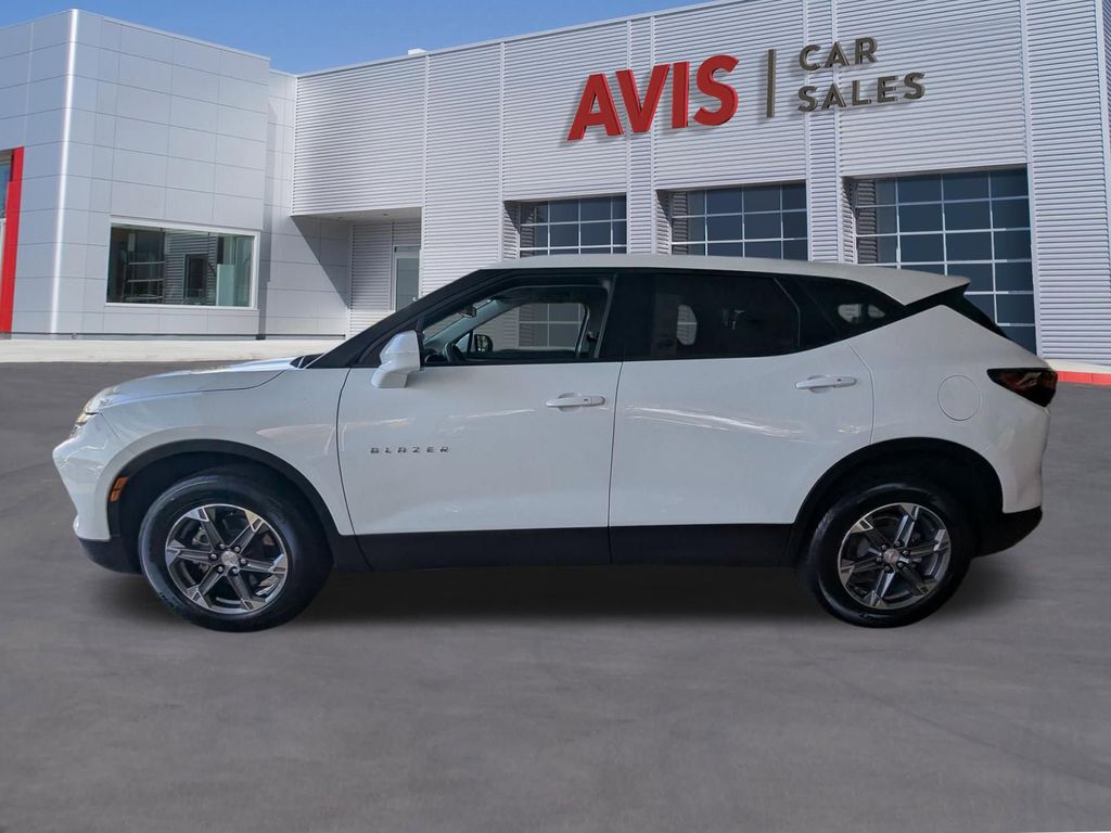 Thumbnail: 2025 Chevrolet Blazer - 8
