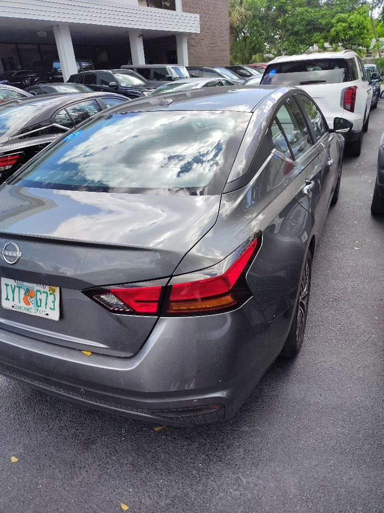 Thumbnail: 2025 Nissan Altima - 4