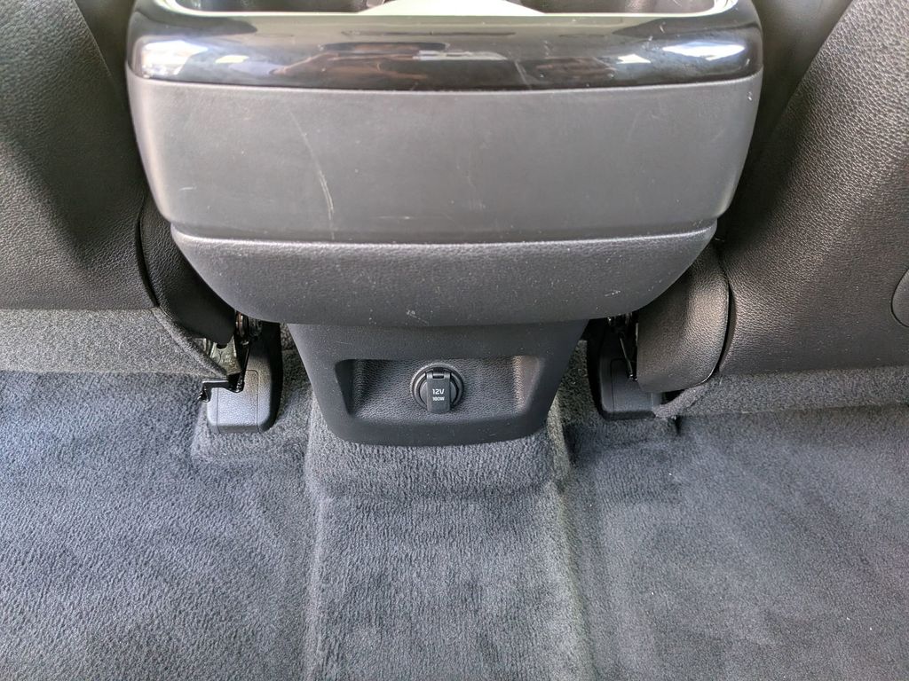 Thumbnail: 2025 Kia Telluride - 27